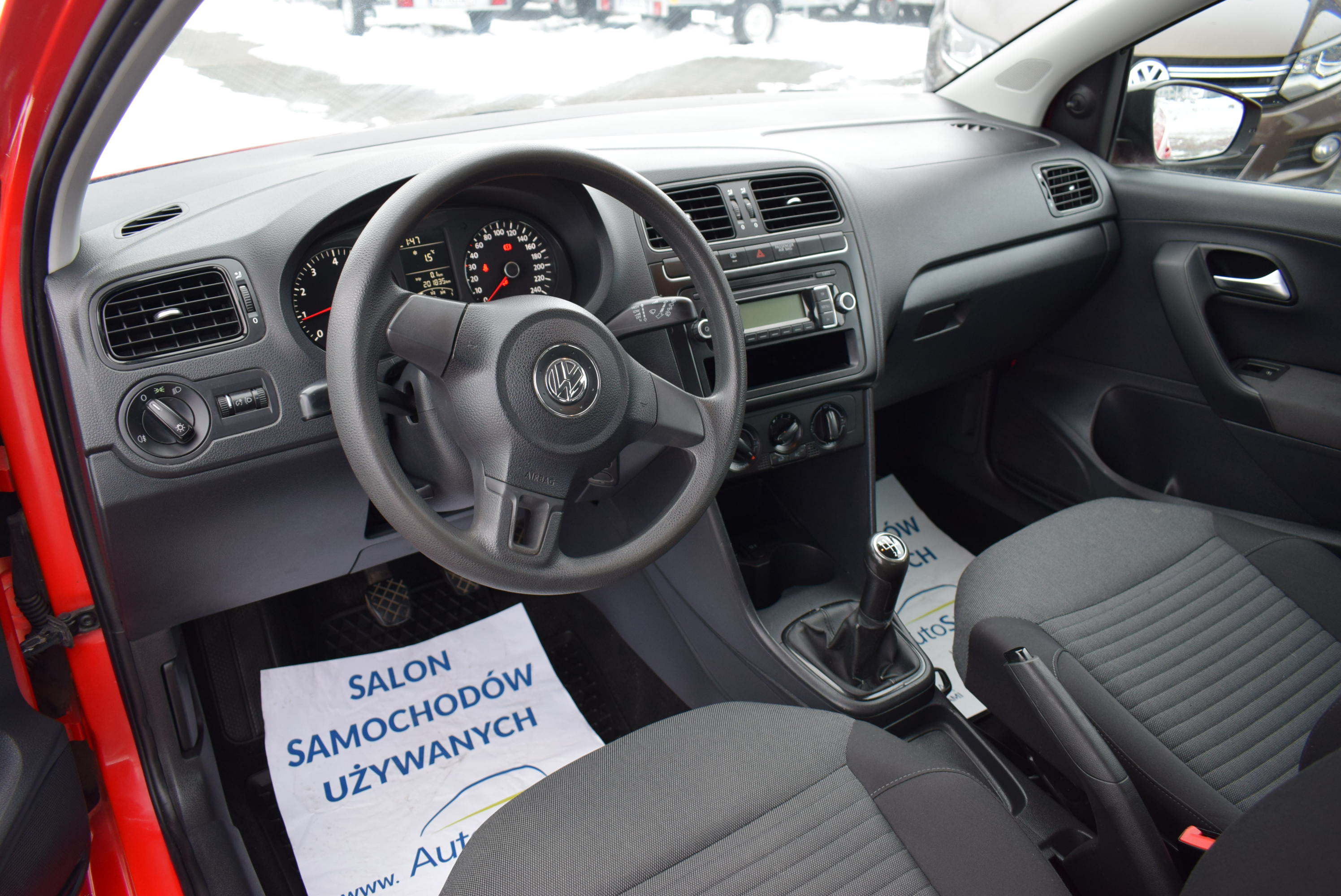 VW Polo 1.2 Benz, 3-drzwi, Ekonomiczny, Łańcuszek rozrządu, Model : 2011, Rok Gwarancji full