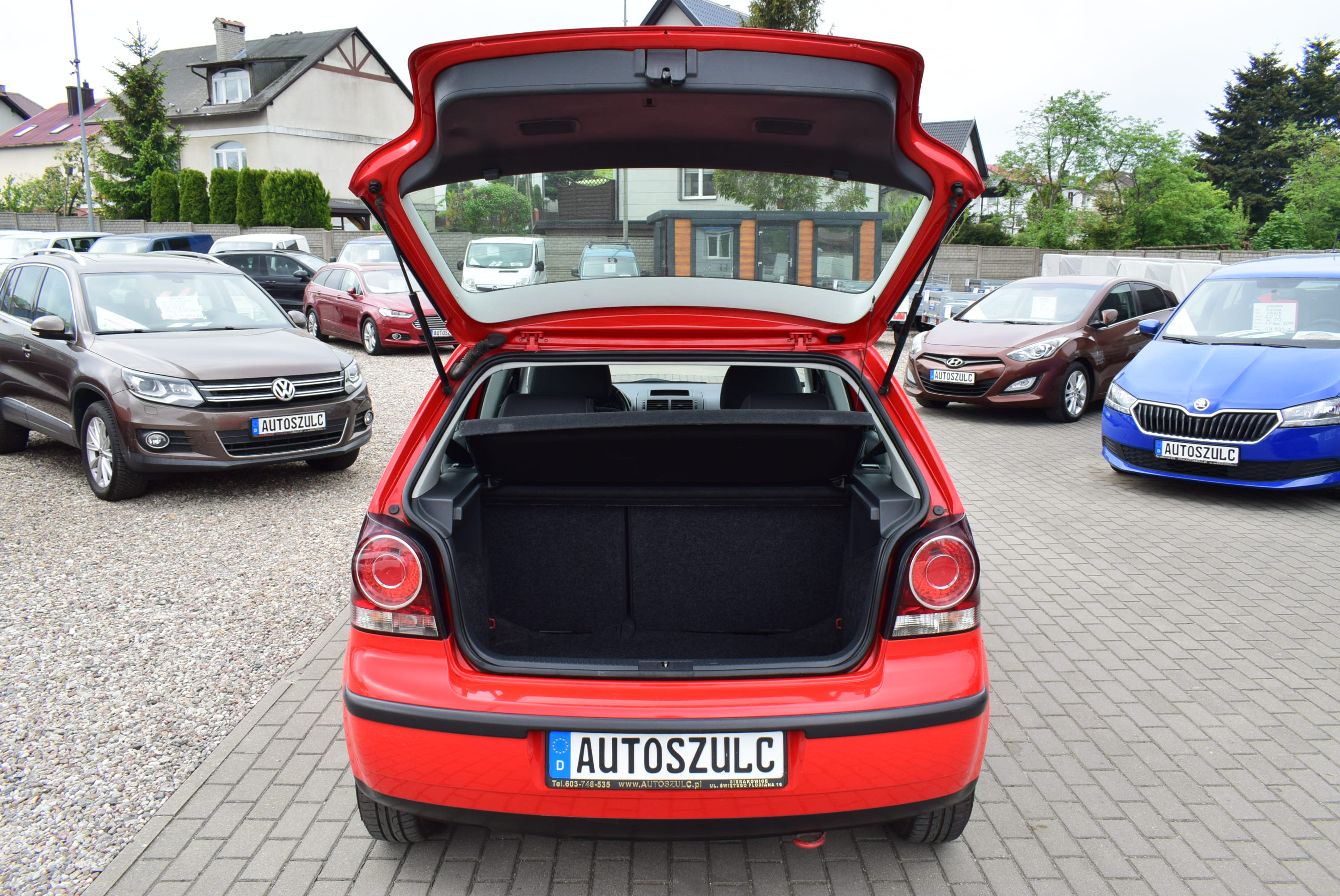 VW Polo 1.2 Benzyna, 5-drzwi, Czerwony, Klimatyzacja, Zadbany, Rok Gwarancji full