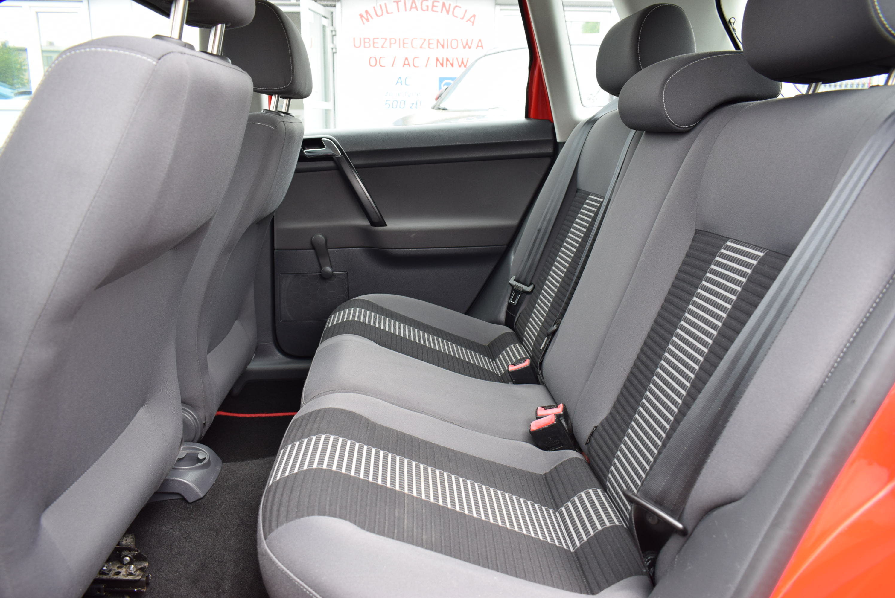 VW Polo 1.2 Benzyna, 5-drzwi, Czerwony, Klimatyzacja, Zadbany, Rok Gwarancji full