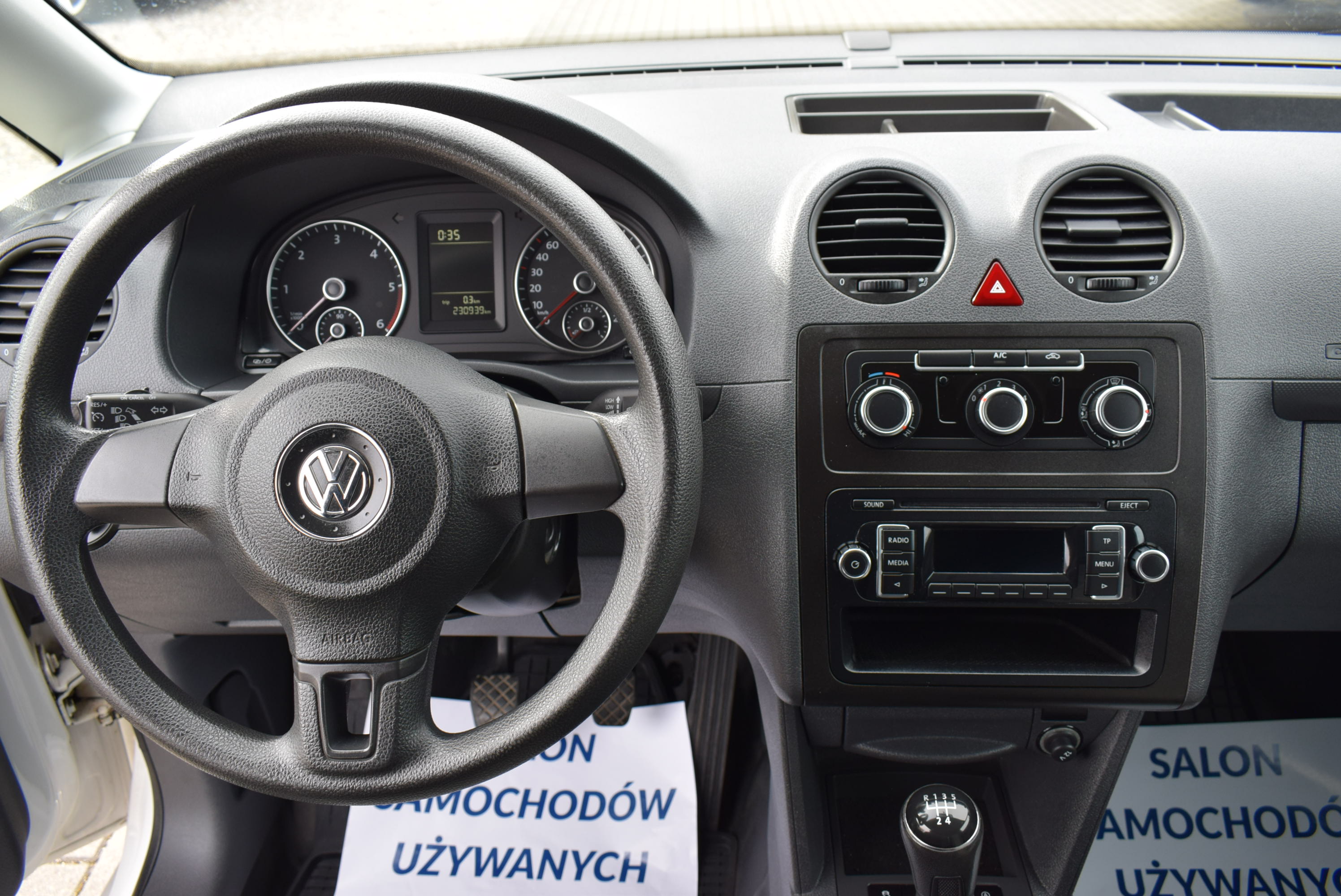 VW Caddy 1.6 TDI, Nowy Model, Zabudowa warsztatowa, serwisowa, Motylkowe drzwi, Klima, Rok Gwarancji full