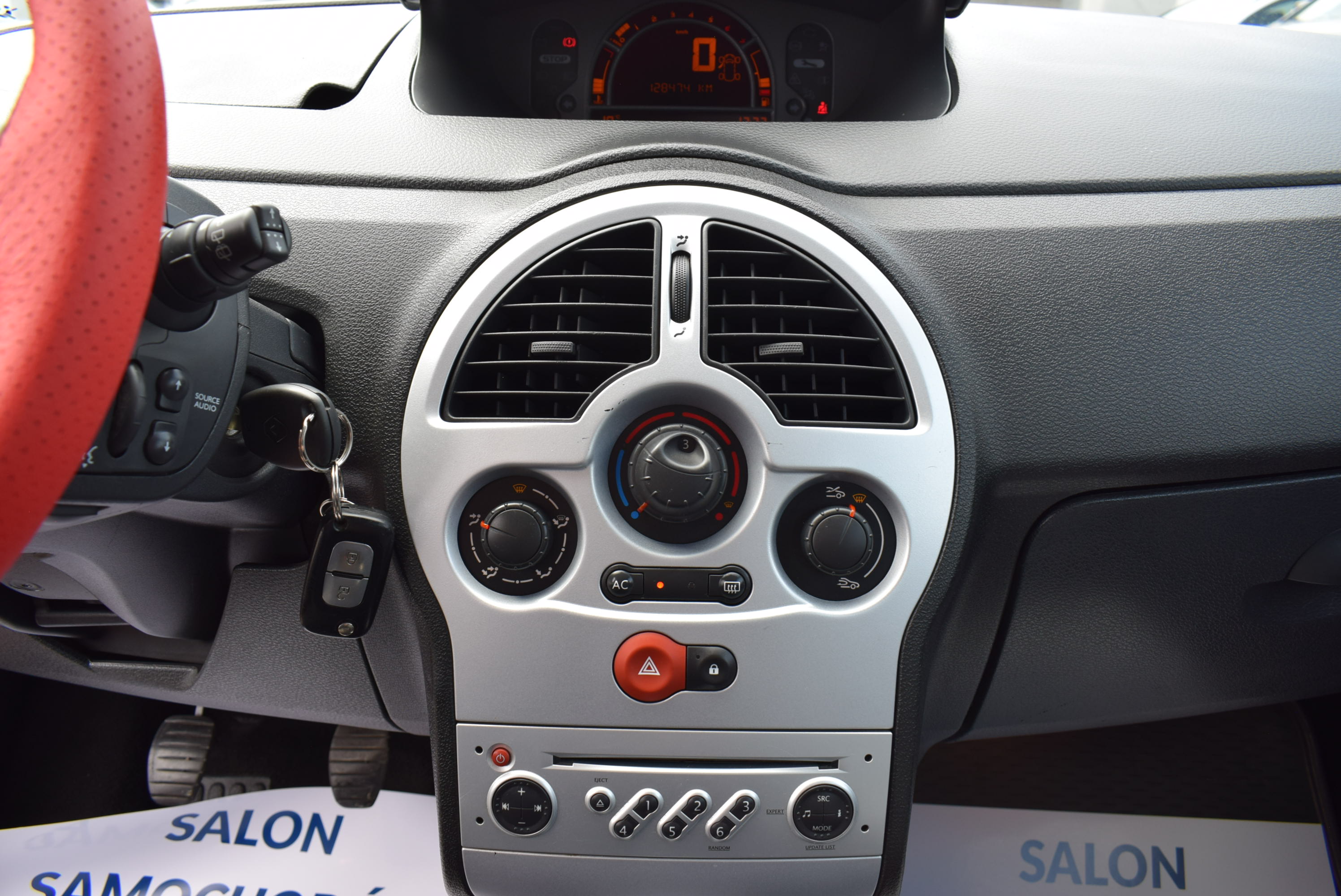 Renault Modus 1.1 Benzyna, Zarejestrowany, Opłacony, Zadbany, Kamera cofania, Klima, Rok Gwarancji full
